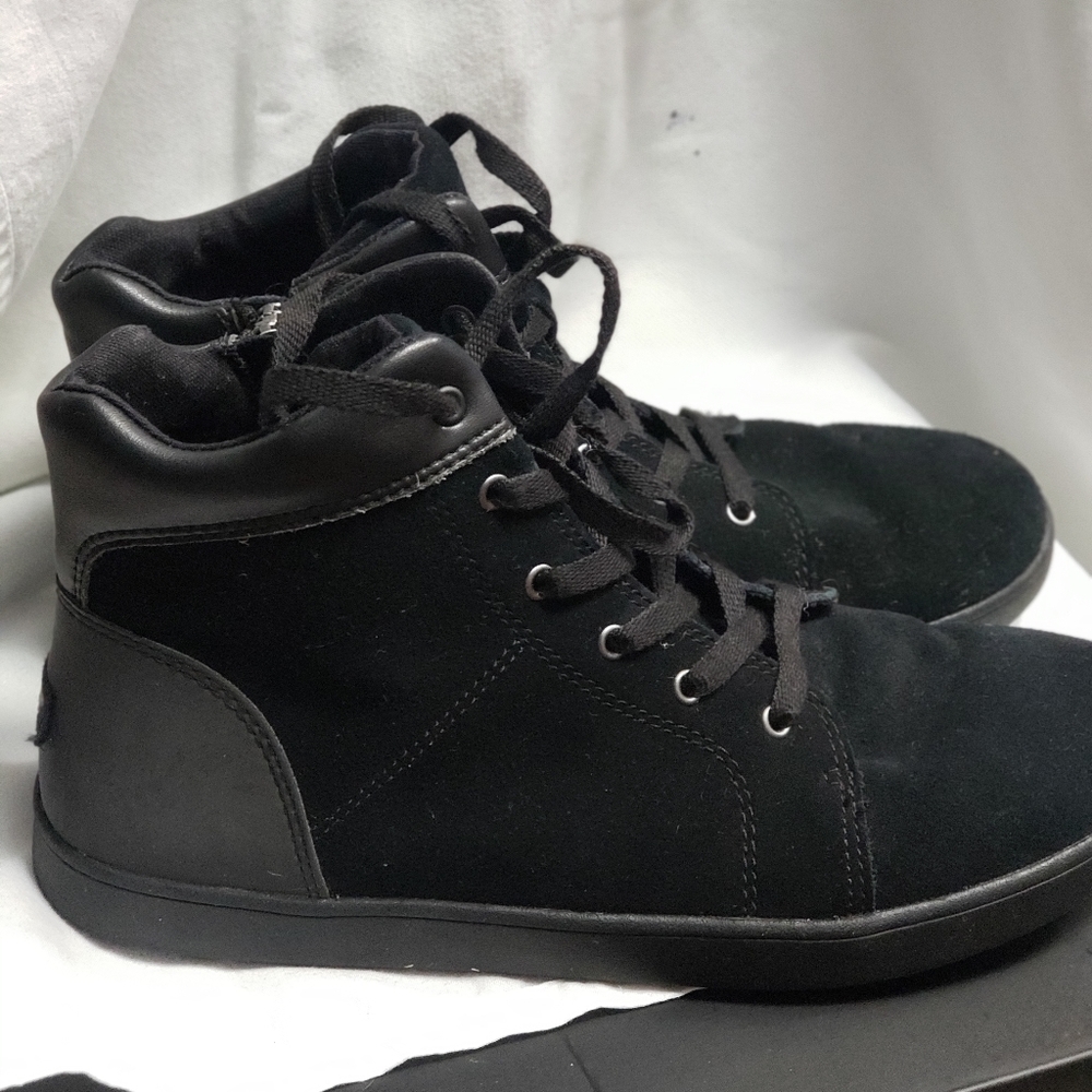 Ugg